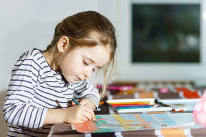 نقاشی روز مادر : 70 نقاشی با موضوع مادر برای رنگ آمیزی کودکان