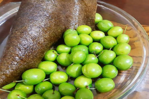 طرز تهیه لواشک گوجه سبز به دو روش آسان در منزل