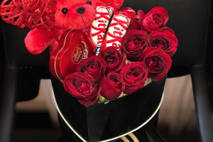 30 ایده جذاب برای دیزاین باکس خرس و گل با تم قرمز