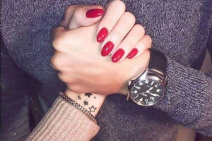 55 عکس دست عاشقانه و رمانتیک برای پروفایل و اینستاگرام