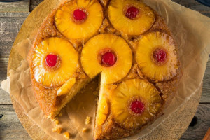 طرز تهیه کیک آناناس وارونه جدید و متفاوت