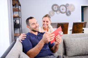 30 متن عاشقانه تبریک روز مرد از طرف همسر