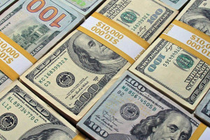 کاهش قیمت ارز در صرافیهای بانکی