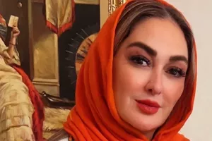 این بار الهام حمیدی با استایل یک دست مشکی مخاطبینش را شگفت زده کرد!