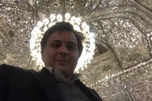 قاب دو نفر مجید اخشابی و مادر خنده رویش!