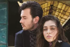 شباهت باورنکردنی بازیگر سریال بازی بخت به برادر معروف تر از خودش!