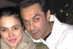 بابی دئول بازیگر معروف هندی تصاویر عشق اولش را منتشر کرد!