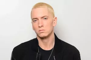 دختران زیبای امینم خواننده معروف در کنار هم!