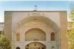 افتتاح مدرسه ی دارالفنون به همت امیرکبیر در زمان ناصرالدین شاه 1268 ق