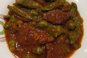 طرز پخت خورش بامیه با تمر هندی