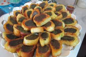 کوکو سبزی با نان باگت
