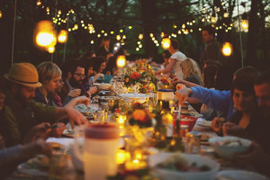 چگونه یک میهمانی برگزار کنیم؟