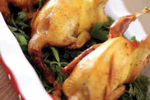 بلدرچین بریونی با سس کره غذای مجلسی شیک