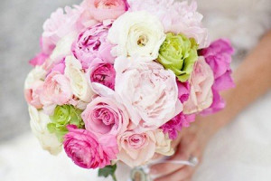تصاویری از دسته گل عروس با گلهای طبیعی