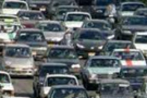 در تهران اعلام شد جمع اتومبیل های موجود از مرز 530 هزار گذشت(1352ش)