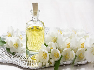 کدام عطرها بوی گل دارند؟