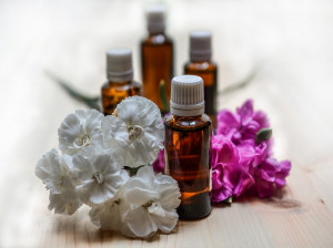 خوشبو کننده هوا طبیعی و خانگی که میتوانید خودتان درست کنید