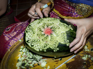 عکسها و مدلهای جدید تزیین هندوانه شب یلدا برای عروس