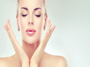 11 خاصیت معجزه آسا گلیسیرین برای پوست
