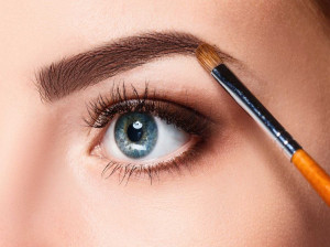 معرفی سرم تقویت کننده و ضد ریزش ابرو سینره