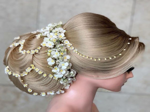 ۵۰مدل موی عروس برای جشن نامزدی با طراحی منحصربفرد ویژه مشکل پسندا