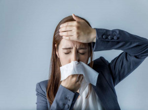 14 روش خانگی برای از بین بردن تب یونجه