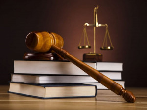 ناشزه کیست ؟ حکم زن ناشزه چیست ؟