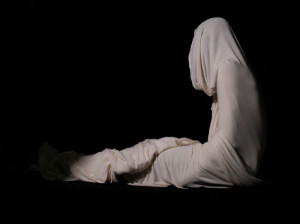 تعبیر خواب زنده شدن و برگشتن مرده به خانه چیست ؟