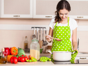 تعبیر خواب آشپزی : ۳۵ نشانه و تفسیر دیدن خواب پختن انواع غذا