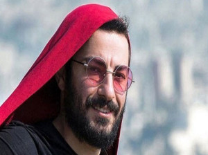 نوید محمد زاده در نقش یک کول بر + جزئیات
