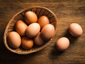 تخم مرغ را تا چه مدتی می توان در یخچال نگهداری کرد؟