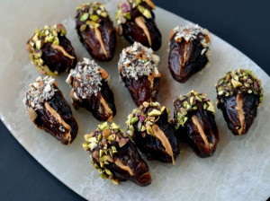 خواص خرما با گردو