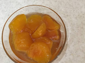 طرز تهیه مربا هلو انجیری به سبکی خوشمزه و متفاوت