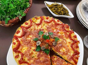 تهیه کیک ماکارونی با سبکی متفاوت