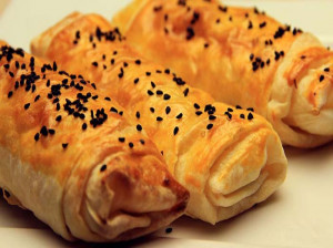 آموزش کامل طرز تهیه بورک با برگ کلم خوشمزه