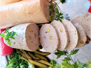 طرز تهیه کالباس خانگی خوشمزه با 5 روش متفاوت