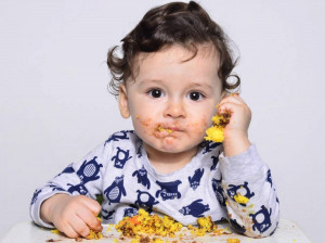غذای کودک : راهنمای غذای کودک تا یک سالگی