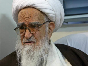 واکنش دو تن از مراجع عظام تقلید نسبت به قیمت بنزین