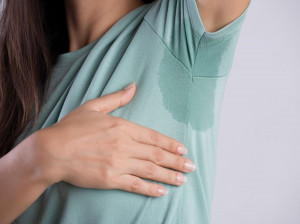۱۷ راهکار اساسی برای کمتر عرق کردن