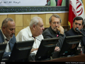 تصاویر نشست علی لاریجانی با فعالان آزادی قدس شریف
