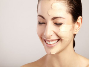 کرم پودر با پوشش دهی بالا برای پوست چرب