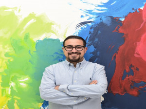 بیوگرافی اشکان میر آرمندهی ، مدیرعامل Divar.ir