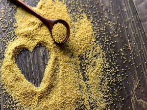 20 خاصیت بی نظیر ارزن برای سلامتی و پوست