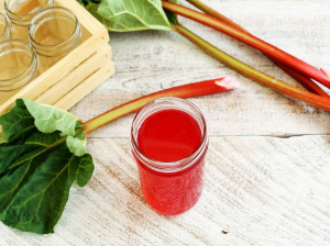 طرز تهیه شربت ریواس و فواید آن از نظر طب سنتی