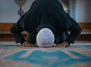 تاثیر سجده بر سلامت جسمانی افراد