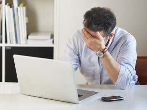۴ دلیل اصلی روشن نشدن کامپیوتر و لپ تاپ + راه حل سریع این مشکل