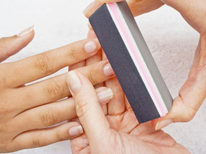 بافر ناخن چیست؟ روش استفاده و فواید بافر ناخن