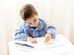 کودکان چپ دست چه ویژگی و شخصیتی دارند ؟