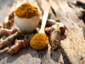 9 عارضه جدی مصرف زنجبیل و مضرات آن برای زنان باردار