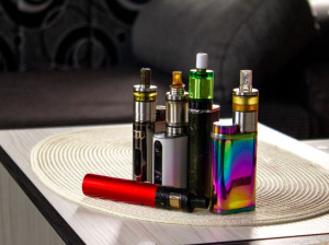 دستگاه ویپ (Vape) چیست ؟ مضرات ویپ و مقایسه آن با سیگار